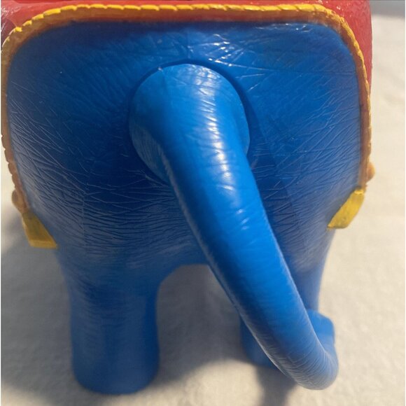 Ringling Brothers Greatest Show Earth Elephant CupSouvenir Circus Collectable - Picture 7 of 10